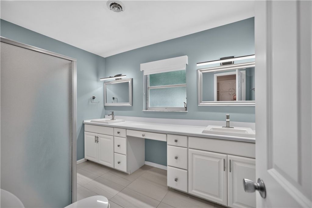 655 Catalina Street, Vero Beach, FL 32960 Photo