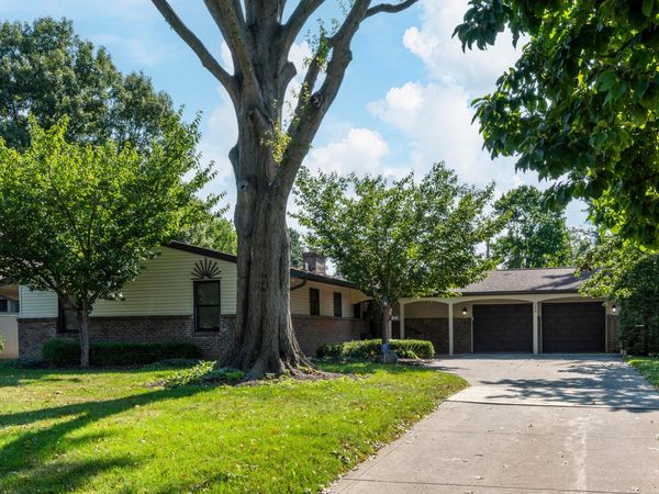 288 S Virginia Lee Road, Columbus, OH 43209