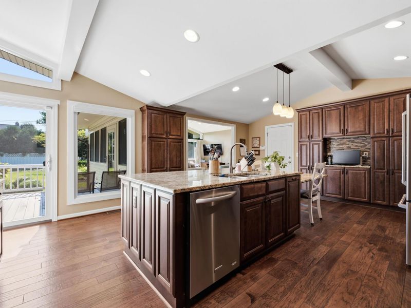 288 S Virginia Lee Road, Columbus, OH 43209 Photo 13