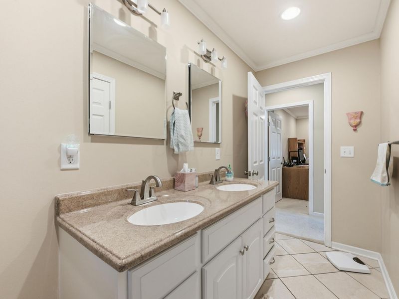 288 S Virginia Lee Road, Columbus, OH 43209 Photo 28