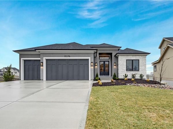 16284 S Allman Road, Olathe, KS 66062