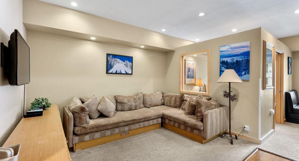 201 Shirley Canyon Road, Unit #211, Olympic Valley, CA 96146 Photo