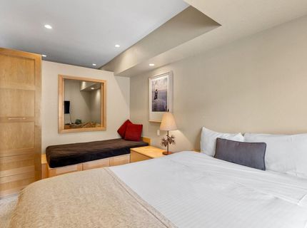 201 Shirley Canyon Road, Unit #211, Olympic Valley, CA 96146 Photo