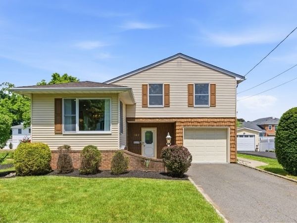 162 Washington St, Berkeley Heights, NJ 07922