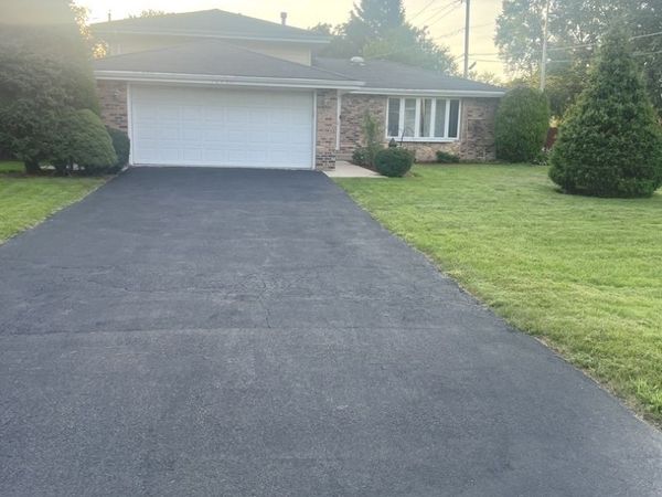 10257 S 82nd Court , Palos Hills, IL 60465