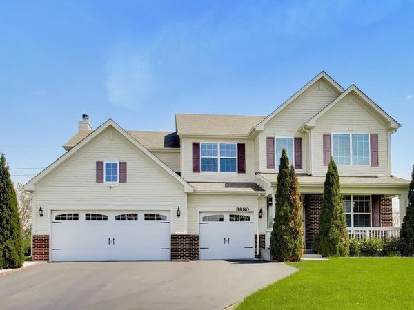 8880 Pearsall Drive , Huntley, IL 60142