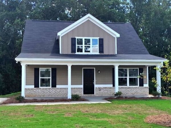 70 Charlotte Drive, Statham, GA 30666