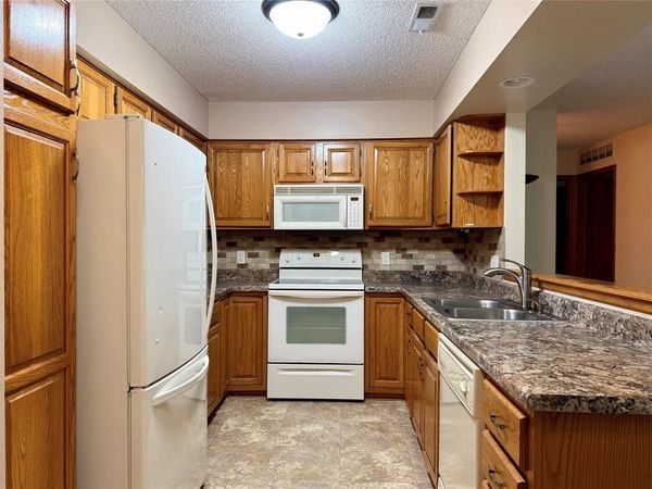 409 SE Delaware Avenue, Unit 202, Ankeny, IA 50021