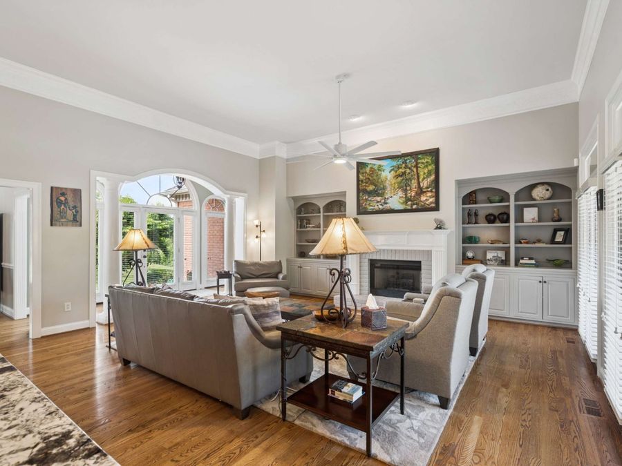 Property Image 11
