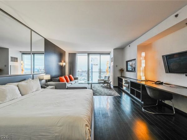4381 W Flamingo Road, Unit 2420, Las Vegas, NV 89103