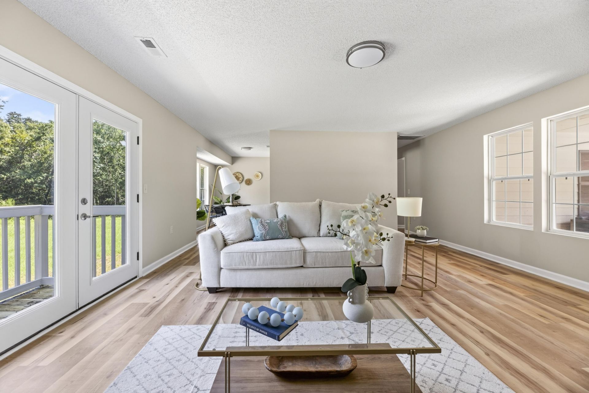 6792 Columbia Road Photo 10