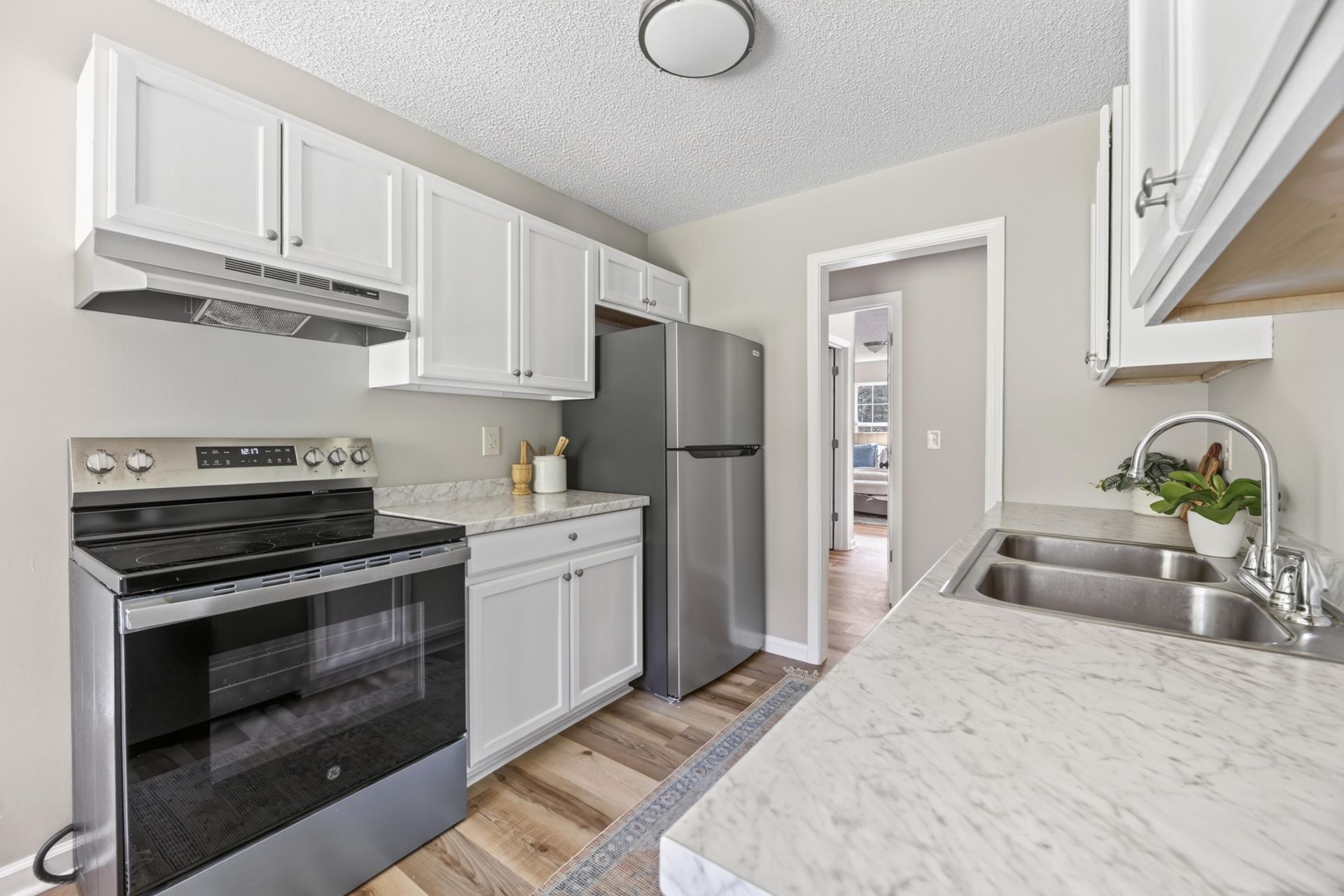 6792 Columbia Road Photo 17