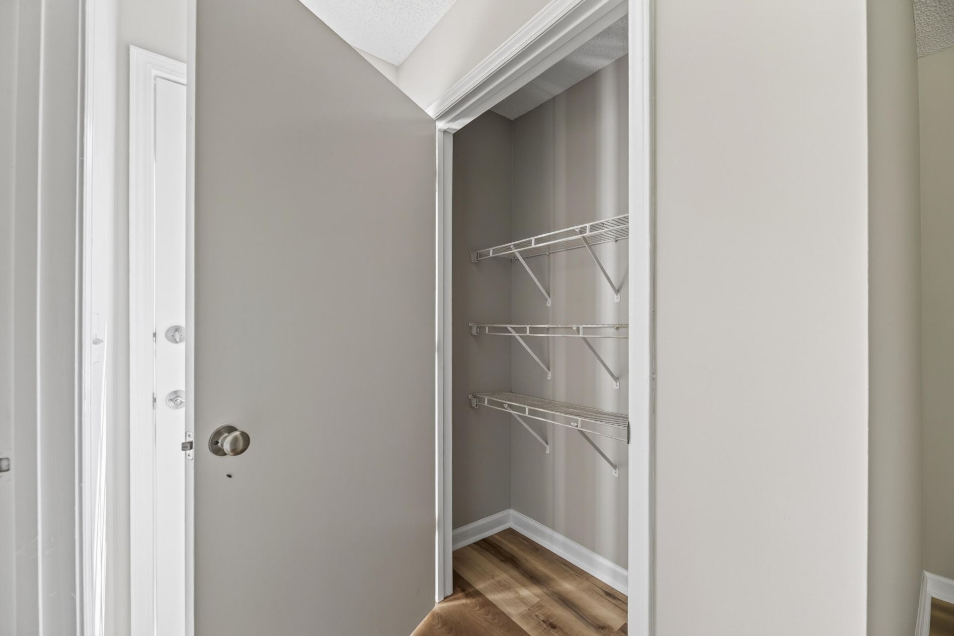 6792 Columbia Road Photo 21