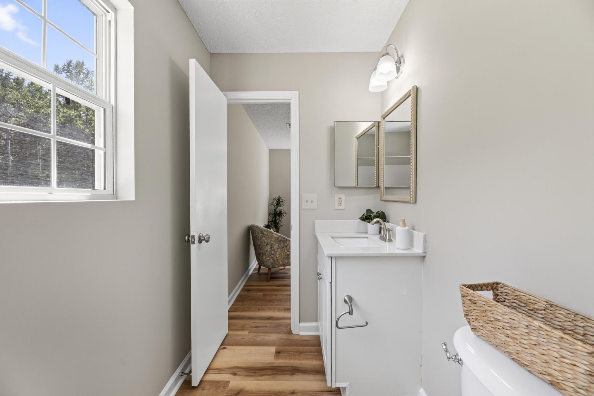 6792 Columbia Road Photo 29