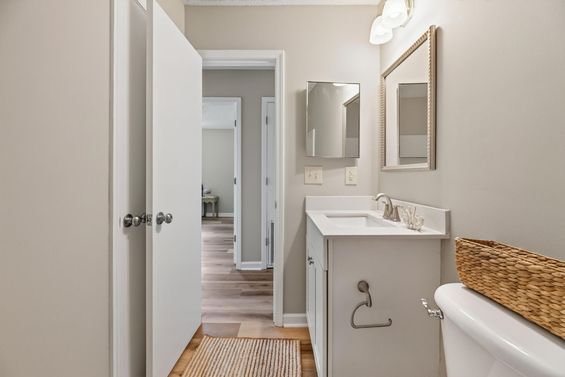 6792 Columbia Road Photo 31