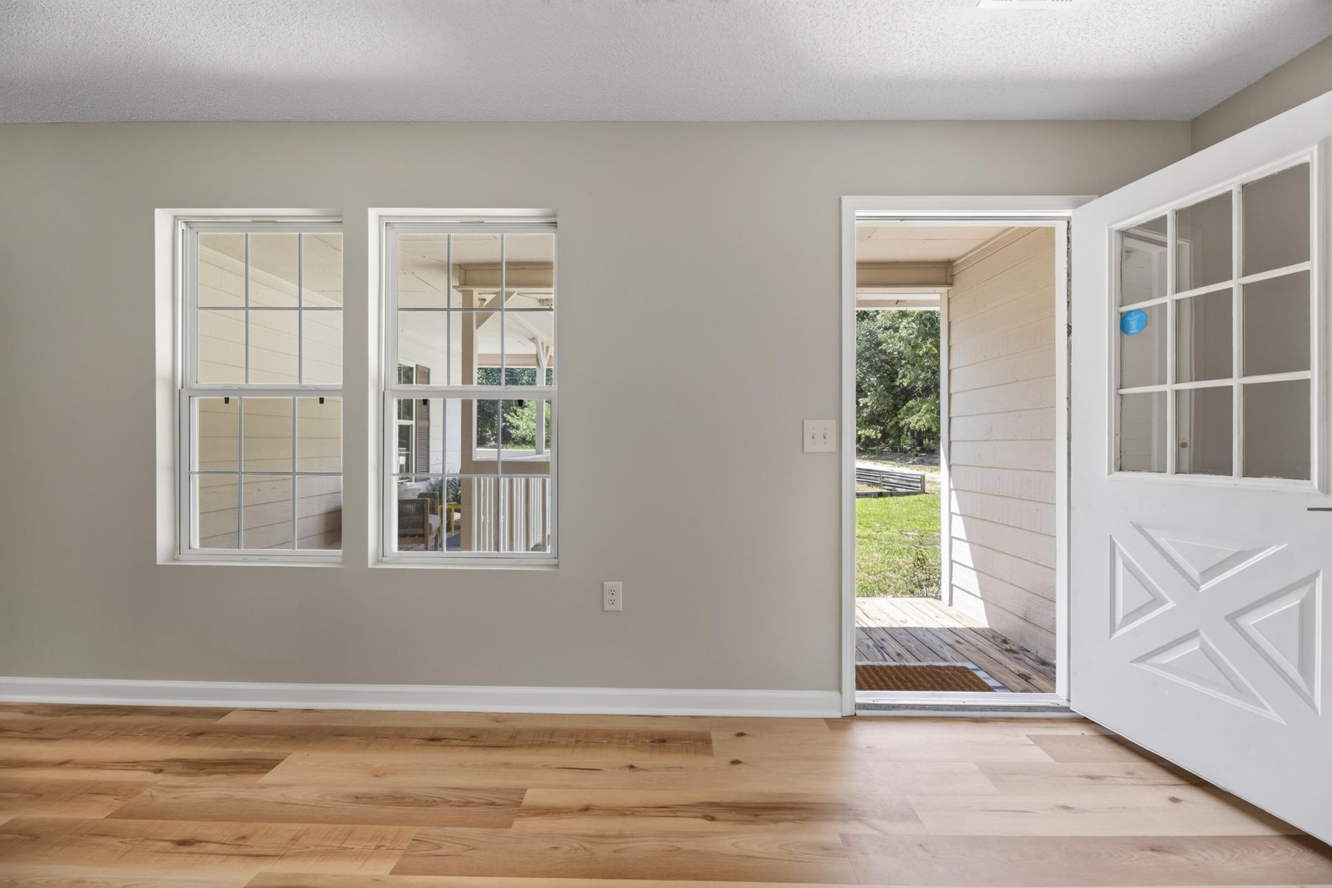 6792 Columbia Road Photo 7