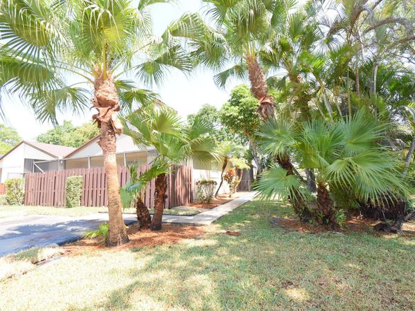 11667 Timbers Way, Boca Raton, FL 33428