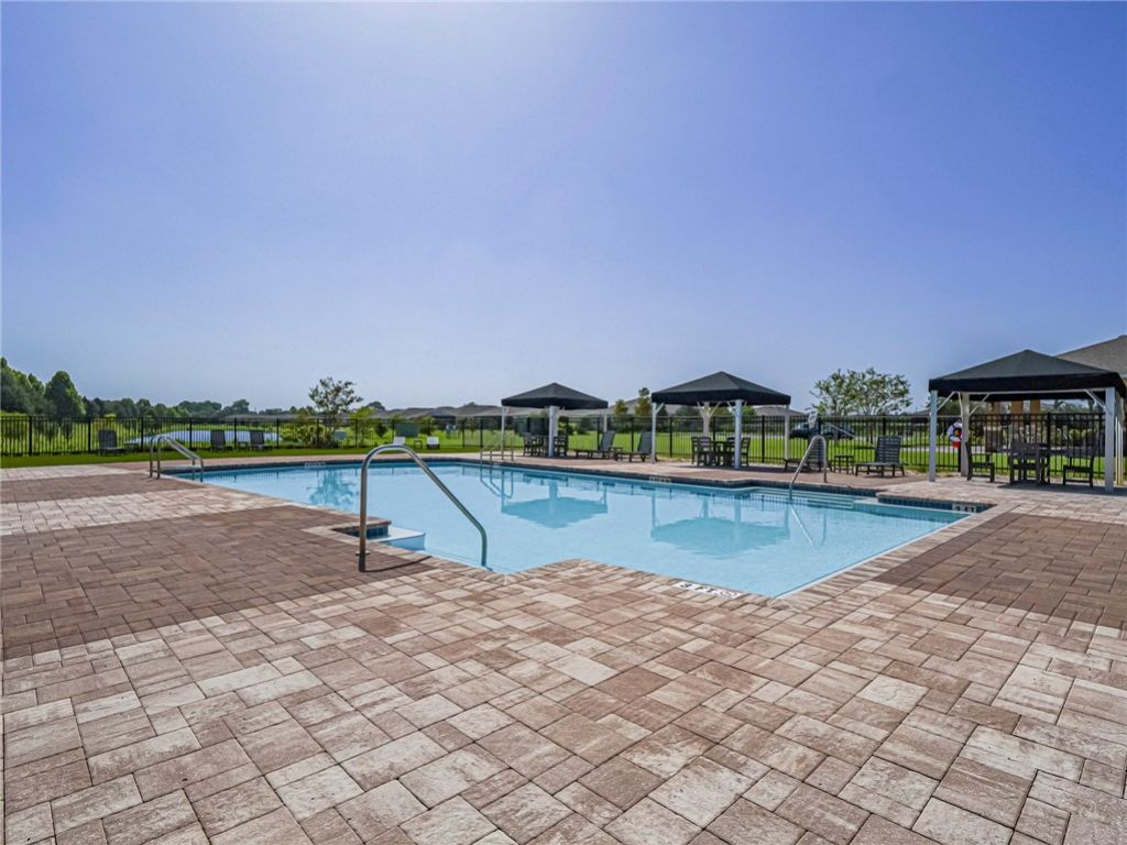2155 Crowned Eagle Circle Sw, Vero Beach, FL 32962 Photo