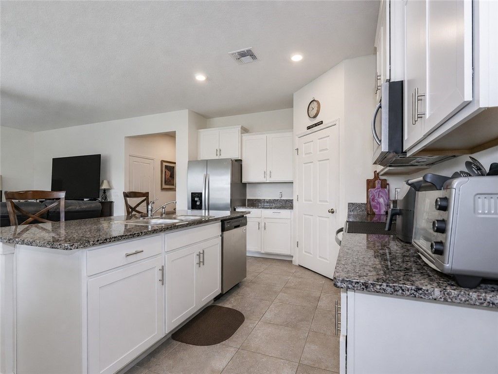 2155 Crowned Eagle Circle Sw, Vero Beach, FL 32962 Photo