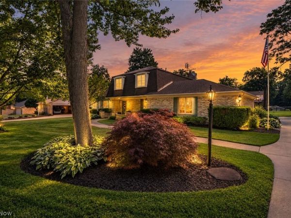 5036 Parkhaven Avenue NE, Canton, OH 44705