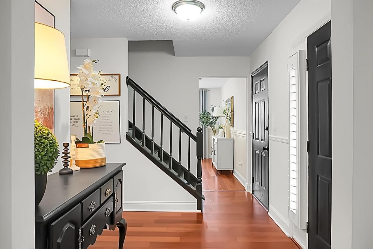 103 Hartland Lane Photo 8