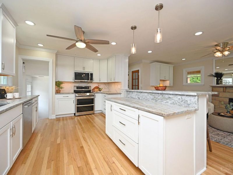 4648 Belleview Avenue, Blue Ash, OH 45242 Photo 12