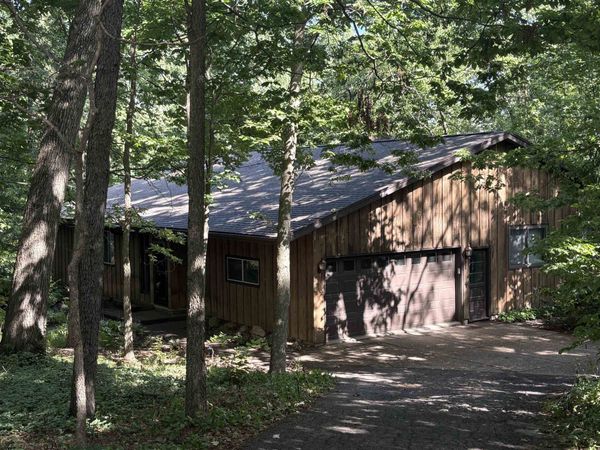 2997 Velkommen Way, Stoughton, WI 53589