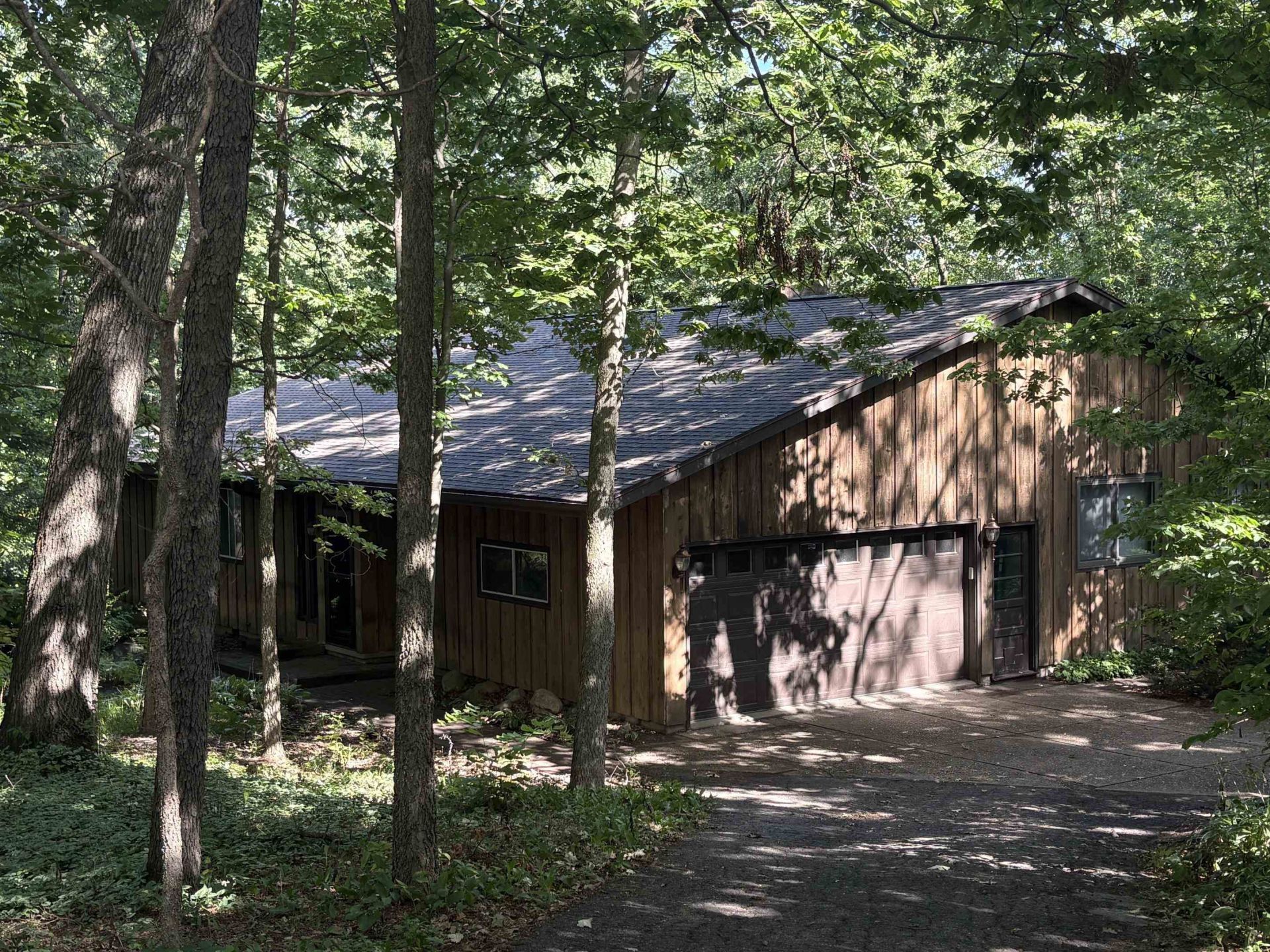 2997 Velkommen Way, Stoughton, WI 53589 Main Photo