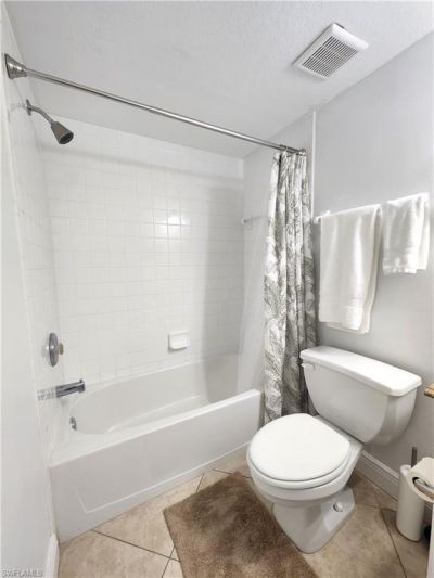 9640 Victoria Ln, Unit 305, Naples, FL 34109 Photo