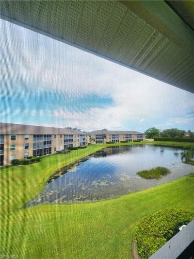 9640 Victoria Ln, Unit 305, Naples, FL 34109 Photo