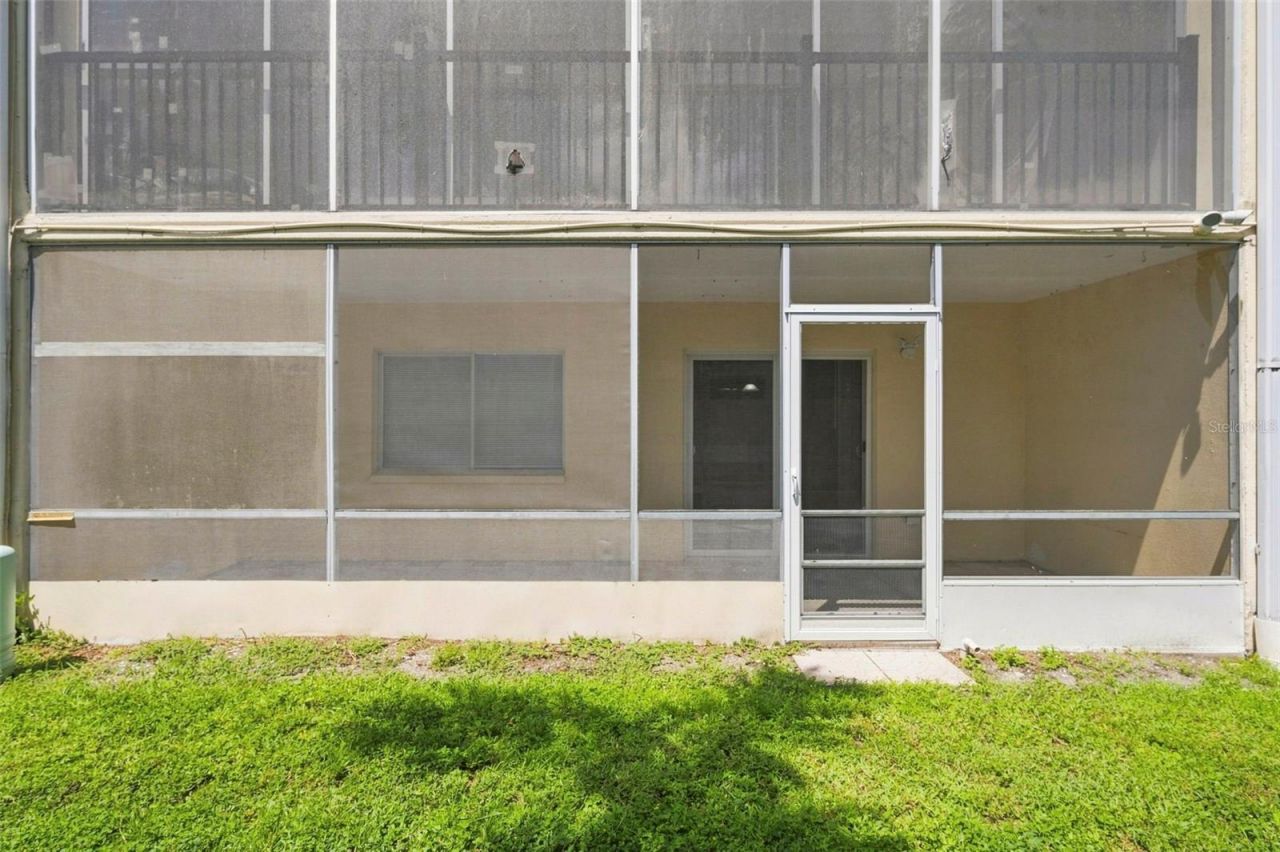 4435 1st Street Ne, Unit 110, Saint Petersburg, FL 33703 Photo