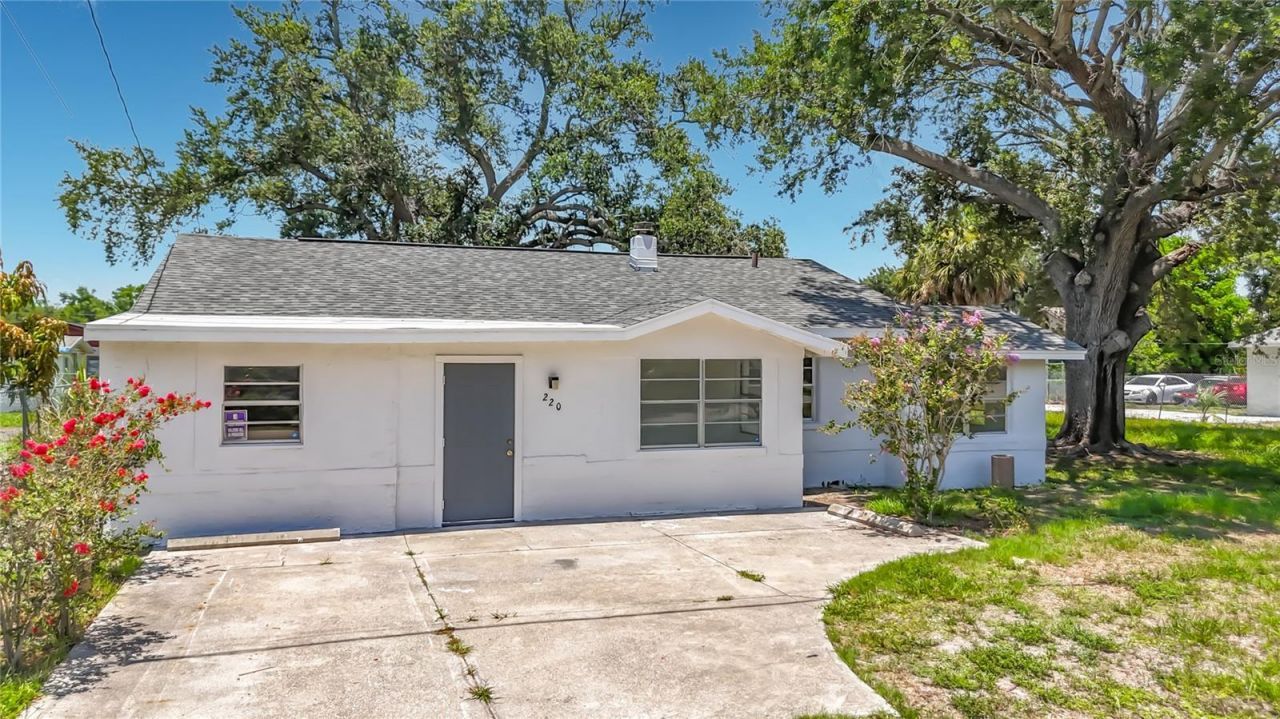 220 29th Street E, Palmetto, FL 34221 Photo