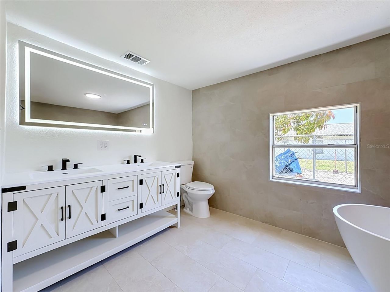 220 29th Street E, Palmetto, FL 34221 Photo
