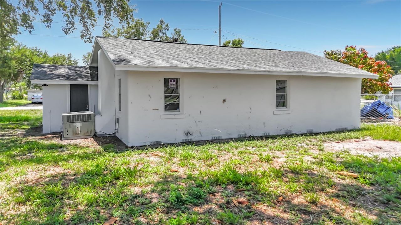 220 29th Street E, Palmetto, FL 34221 Photo