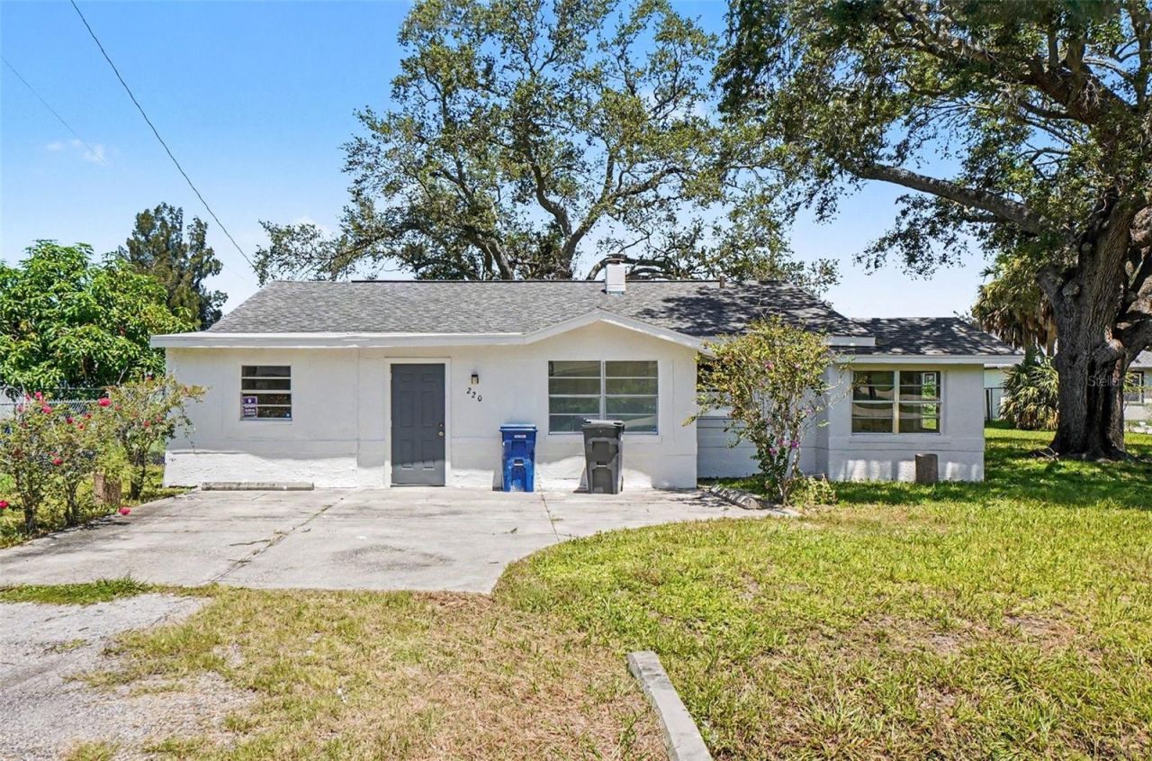 220 29th Street E, Palmetto, FL 34221 Photo