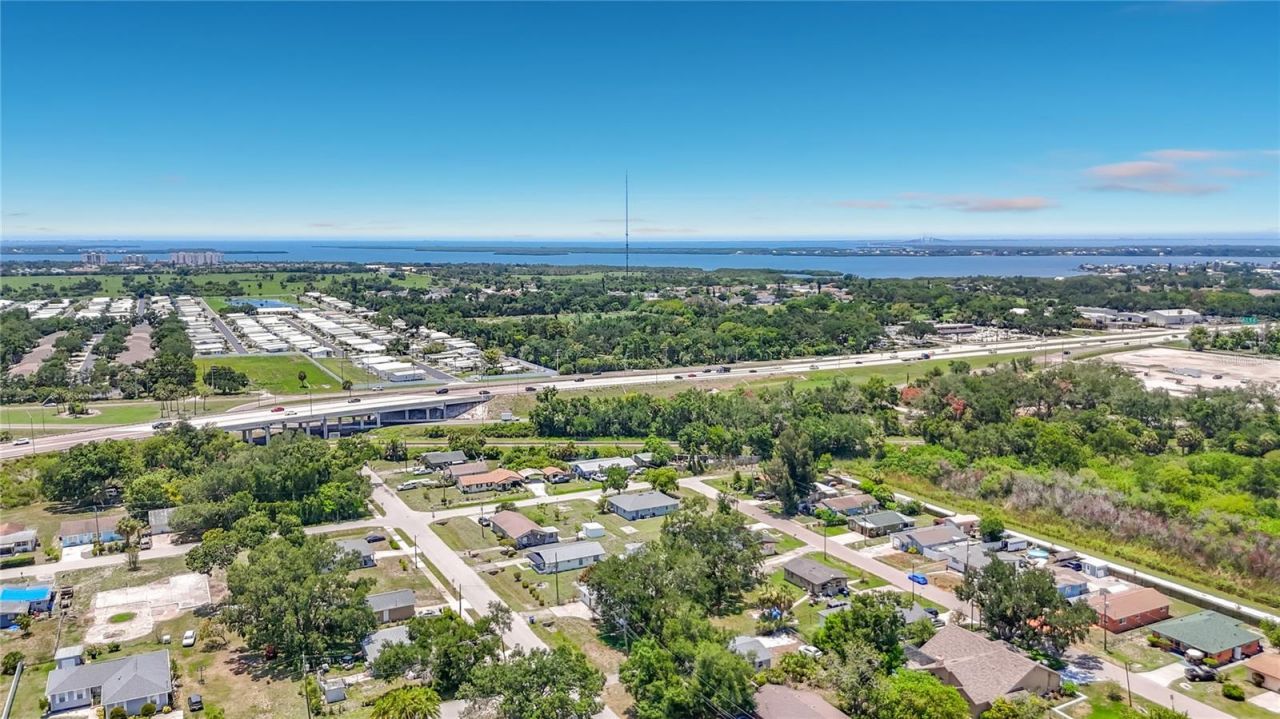 220 29th Street E, Palmetto, FL 34221 Photo