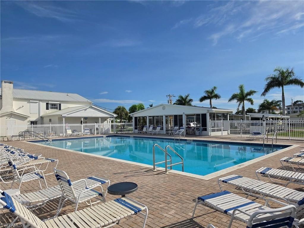 227 Santa Fe Trl , North Fort Myers, FL 33917 Photo