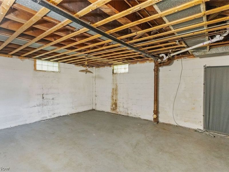 2311 Coronado Avenue , Youngstown, OH 44504 Photo 24
