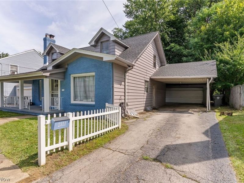 2311 Coronado Avenue , Youngstown, OH 44504 Photo 3