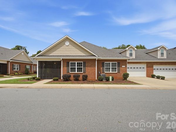 8213 Rainier Drive , Denver, NC 28037