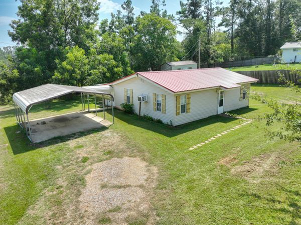 904 Arthur St, New Albany, MS 38652