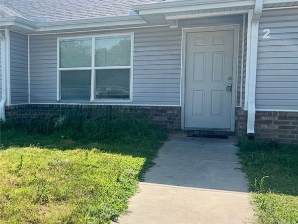 644 Hidden Springs Drive, Unit 2, Decatur, AR 72722