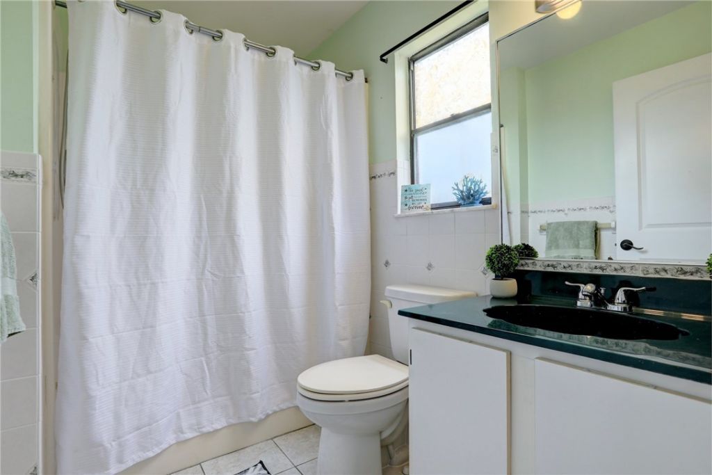 1144 Breezy Way, Unit 3F, Sebastian, FL 32958 Photo