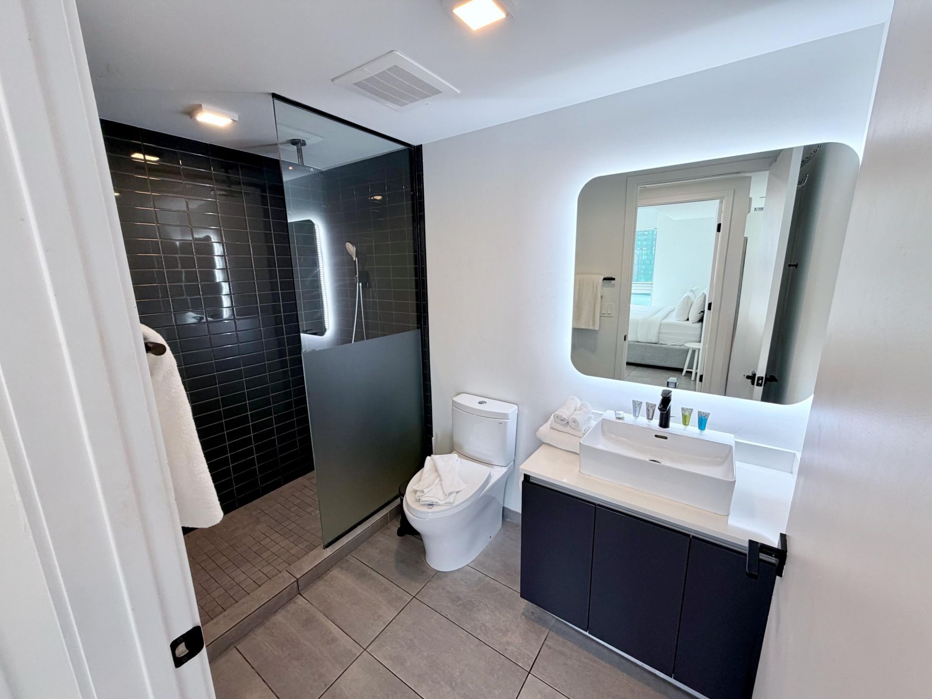 227 NE 2nd Street, Unit 1903, Miami, FL 33132 Photo