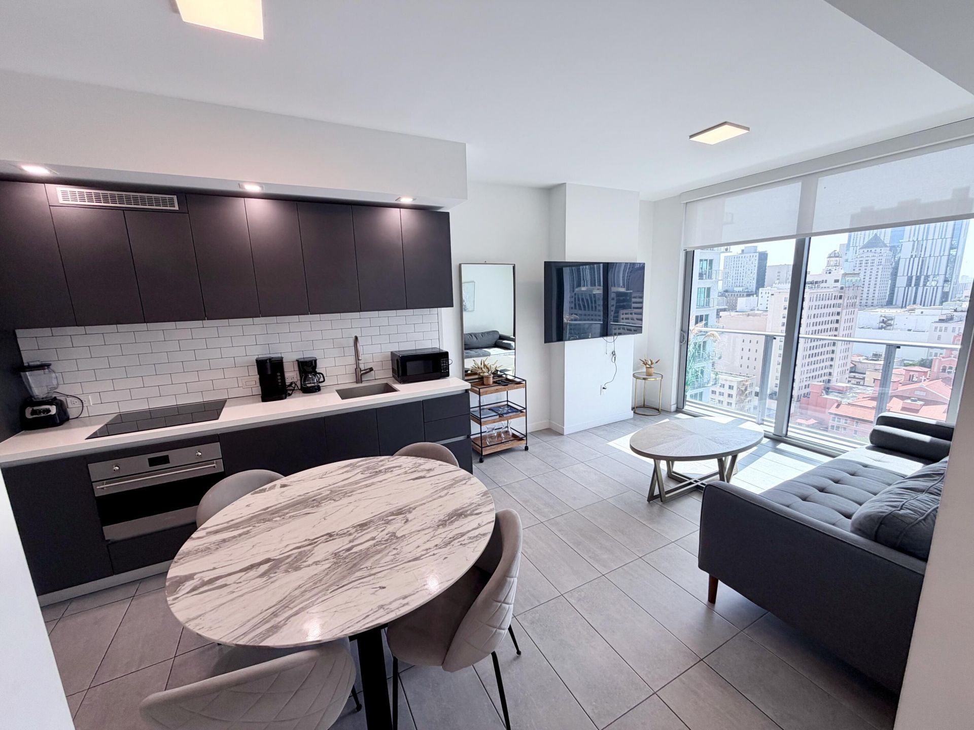 227 NE 2nd Street, Unit 1903, Miami, FL 33132 Photo