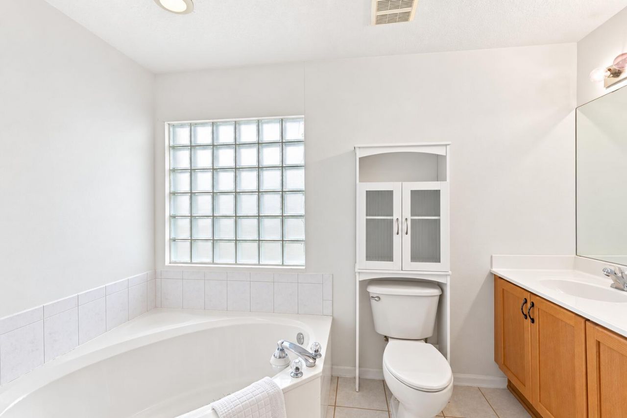 6060 Azalea Circle, West Palm Beach, FL 33415 Photo