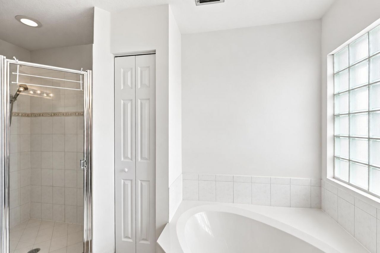 6060 Azalea Circle, West Palm Beach, FL 33415 Photo