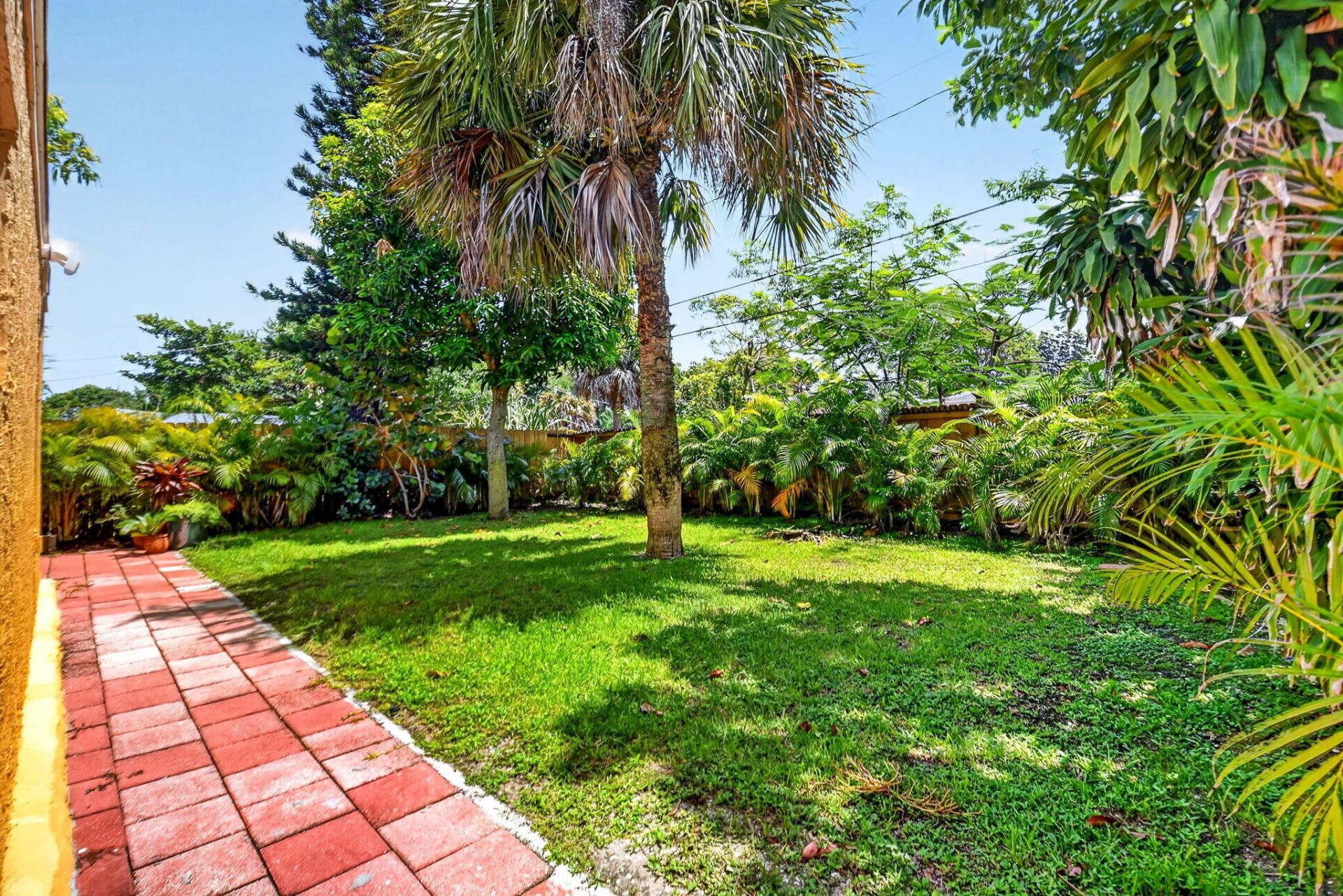640 34th Street, West Palm Beach, FL 33407 Photo