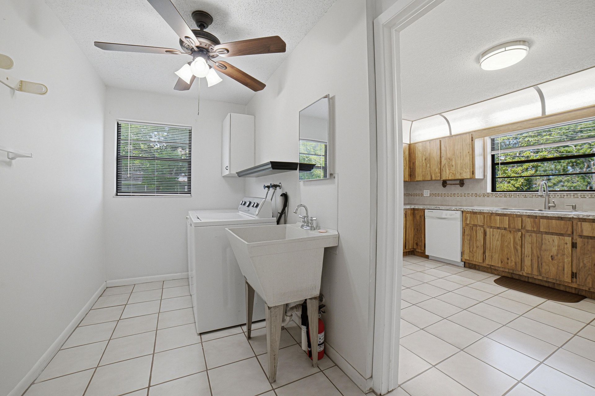 4340 SW 74th Avenue, Davie, FL 33314 Photo