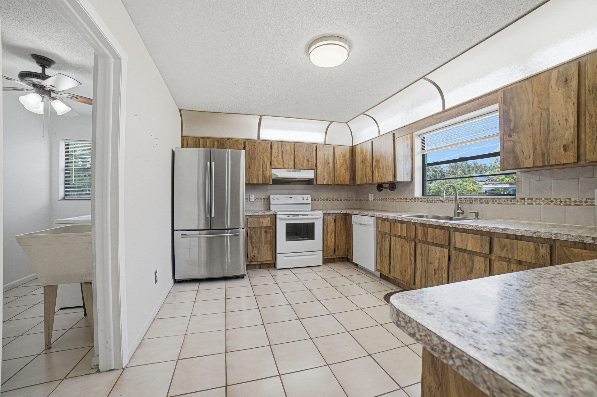 4340 SW 74th Avenue, Davie, FL 33314 Photo